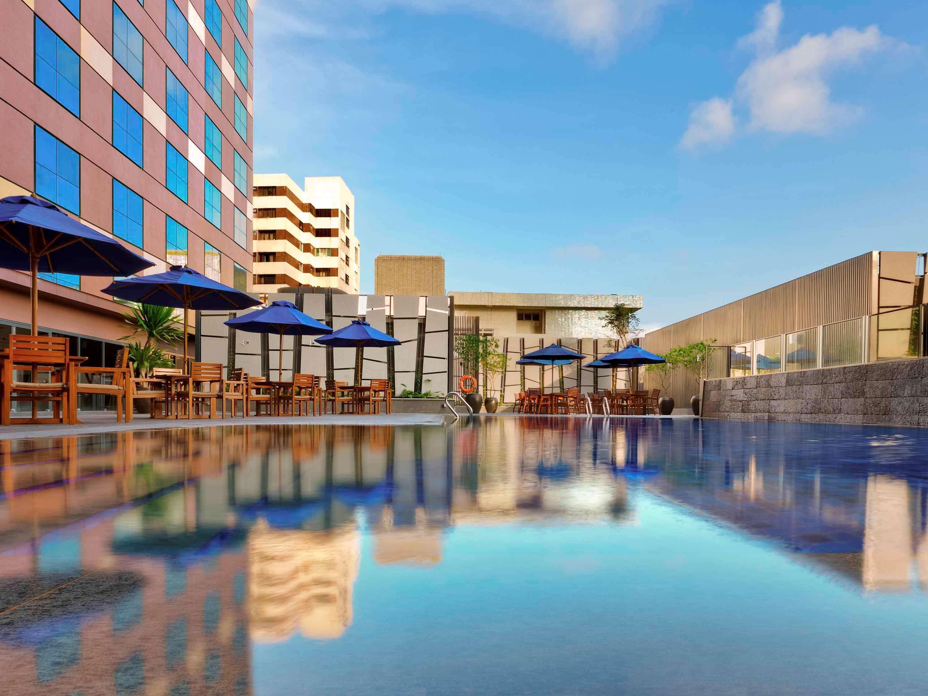 Grand Mercure Singapore Roxy Exterior foto