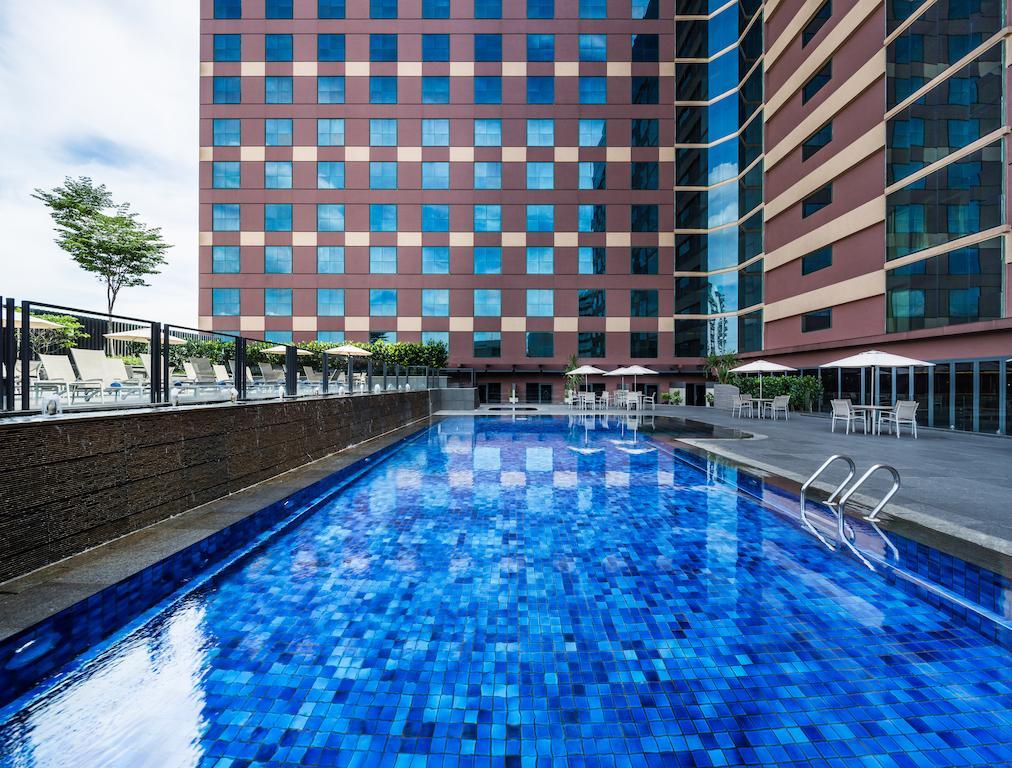 Grand Mercure Singapore Roxy Exterior foto